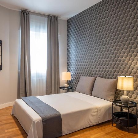 Sweet Life - Luxury Apartment-Suite-Rooms Bari Exterior photo