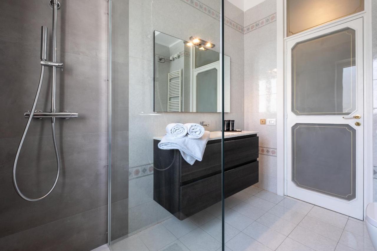 Sweet Life - Luxury Apartment-Suite-Rooms Bari Exterior photo