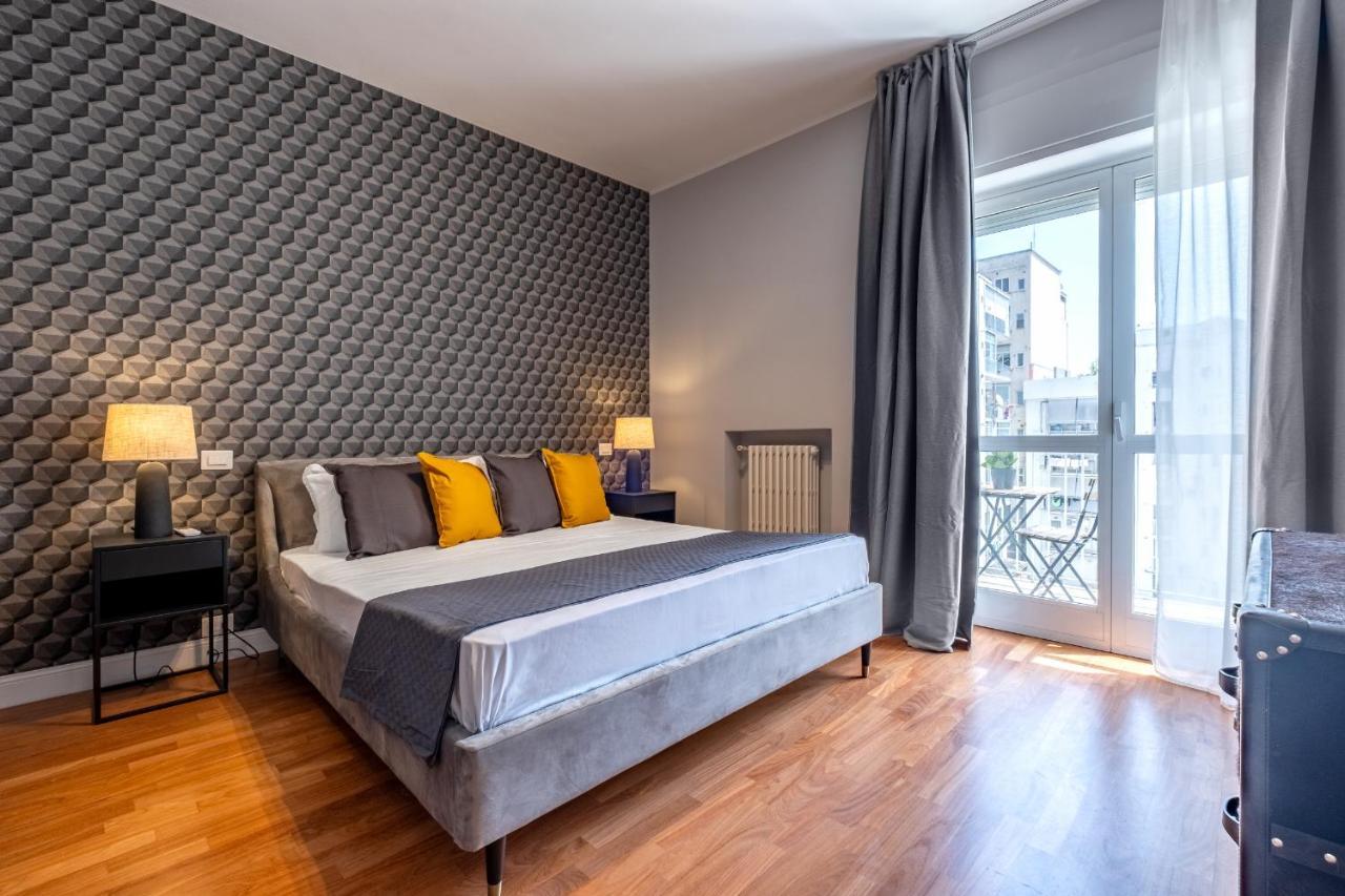 Sweet Life - Luxury Apartment-Suite-Rooms Bari Exterior photo